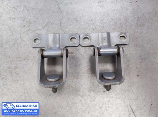 Петля крышки багажника на Mitsubishi Outlander II / XL (CW)