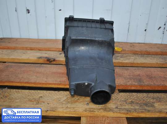 Корпус воздушного фильтра на Citroen Xsara Picasso
