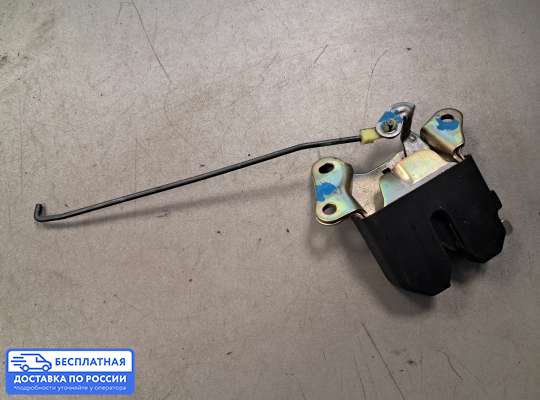 Замок багажника на Toyota Avensis I (T220)