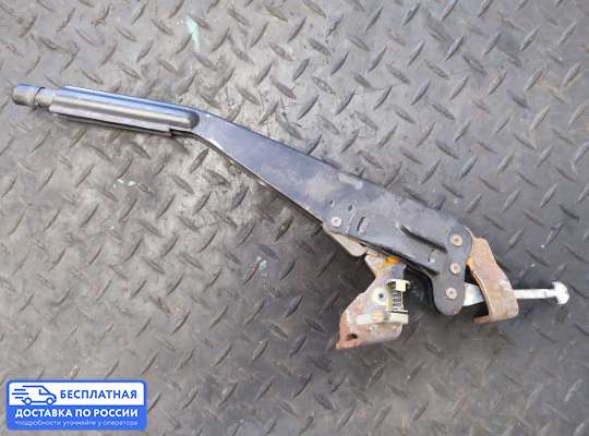 Ручник (рычаг ручного тормоза) на Volkswagen Passat B3 (35i)