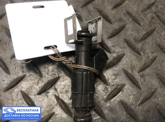 Форсунка топливная на Ford Focus I