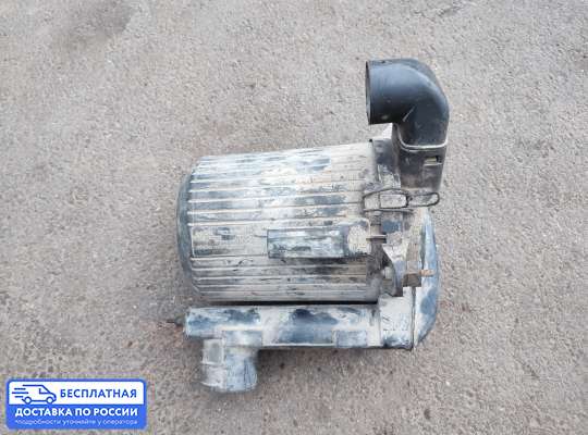 Корпус воздушного фильтра на Volkswagen Transporter T4