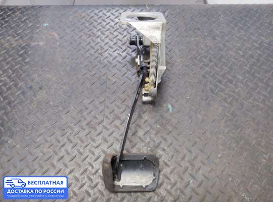 Педальный узел (педаль) на Mercedes-Benz C (W202)