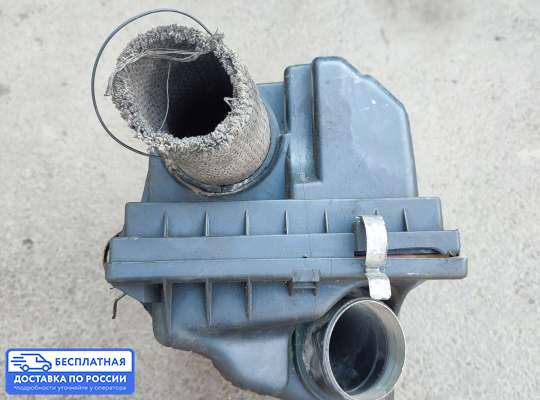Корпус воздушного фильтра на Opel Vectra B