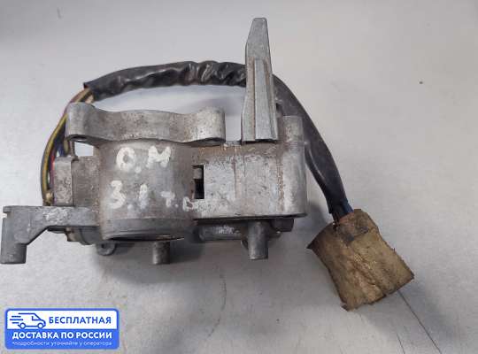 Замок зажигания с ключом на Opel Monterey A