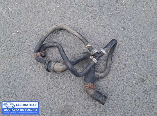 Патрубок (трубка, шланг) на Opel Zafira A