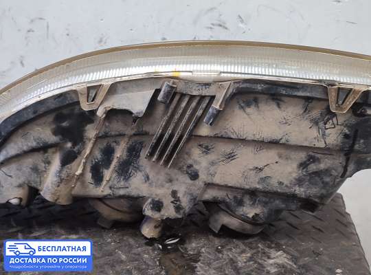 Фара передняя на Opel Omega B