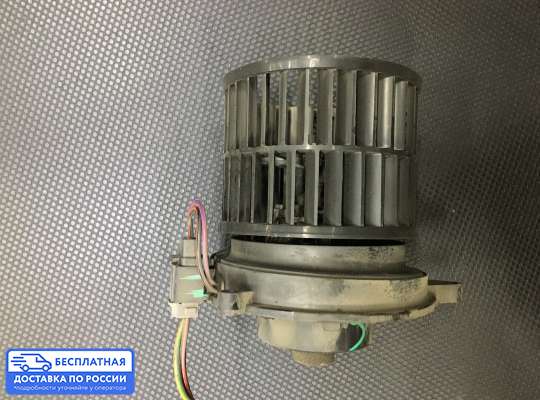 Мотор отопителя на Ford Fusion (JU)