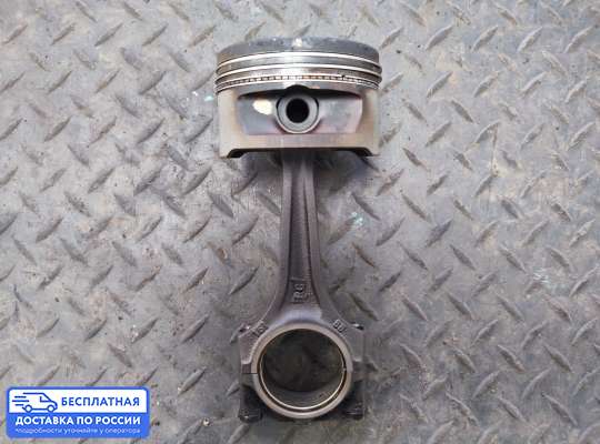 Поршневая группа (поршень, шатун) на Opel Astra F