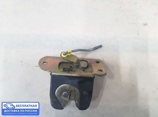 Замок багажника на Mitsubishi Carisma