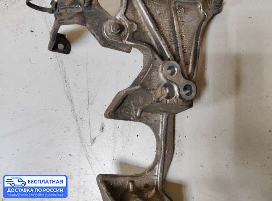 Кронштейн КПП на Citroen C5 I