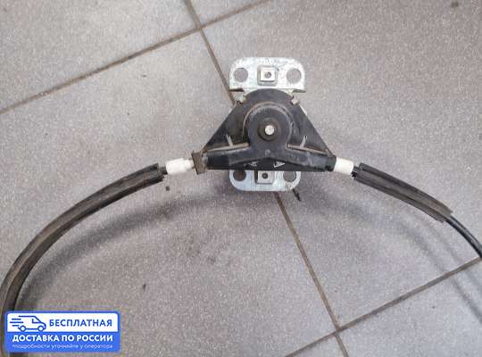 Стеклоподъемник механический на Volkswagen Passat B3 (35i)