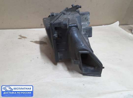 Корпус воздушного фильтра на Ford Mondeo I