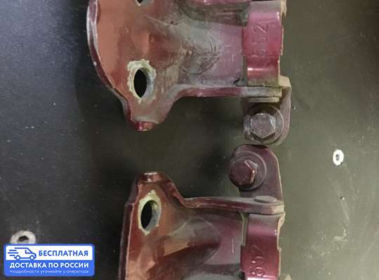 Петля двери на Mitsubishi Carisma