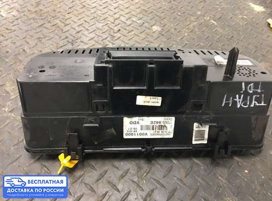 Щиток приборов на Volkswagen Sharan I (7M)
