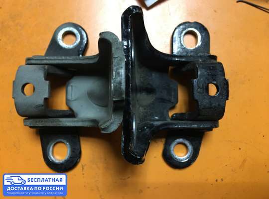 Петля двери на Hyundai Tucson I (JM)