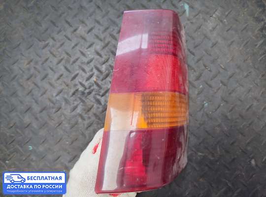 Фонарь задний на Opel Kadett E