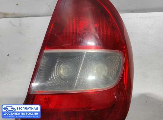 Фонарь задний на Citroen C5 I