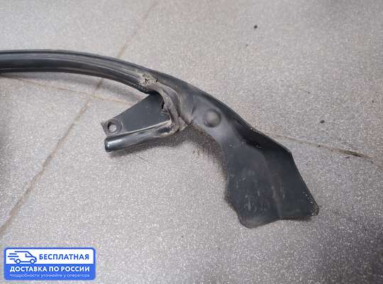 Уплотнитель двери на Ford Mondeo III