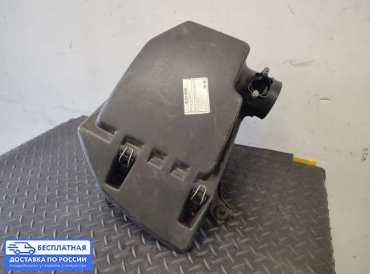 Корпус воздушного фильтра на BMW 5 (E60/E61)