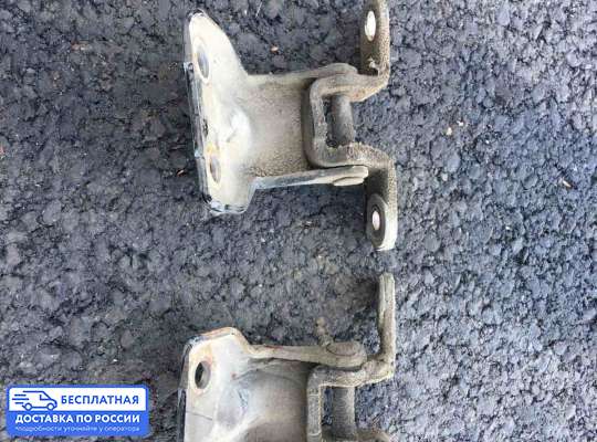 Петля двери на Mazda 323 (BA) 323C/ 323F/ 323S/ 323P