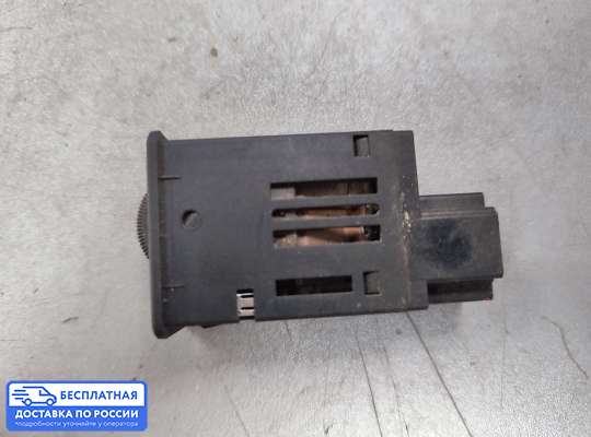 Кнопки на Nissan Terrano II R20