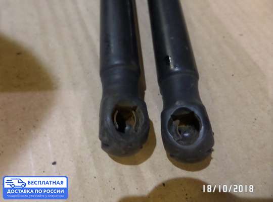 Амортизатор крышки багажника на Ford Fiesta V (JH_, JD_)