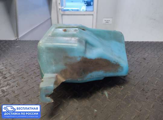 Бачок омывателя на Volkswagen Passat B3 (35i)