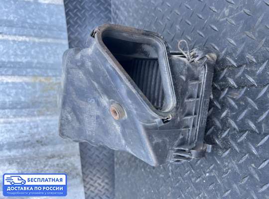 Корпус воздушного фильтра на Toyota Carina E T19