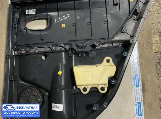 Обшивка салона на Toyota Yaris P9