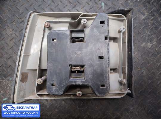 Фонарь задний на Ford Scorpio I GAE