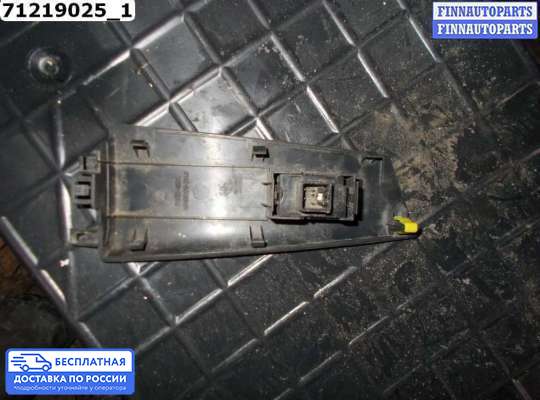 Кнопки на Toyota Corolla 9 (E120)