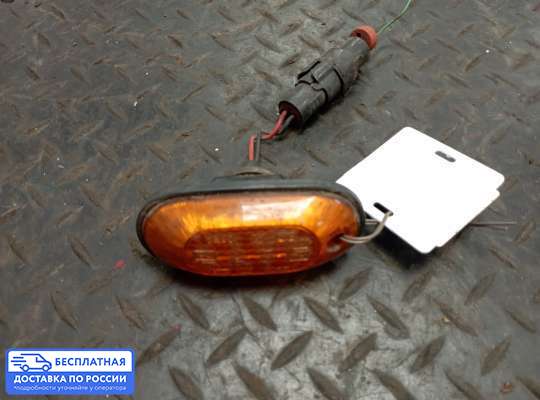 Повторитель поворота в крыло на Hyundai Galloper I