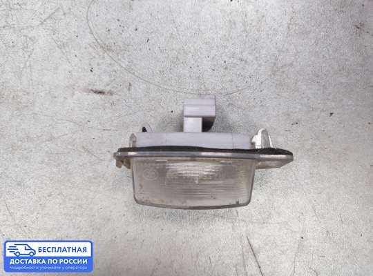 Планка подсветки номера на Mitsubishi Outlander II / XL (CW)