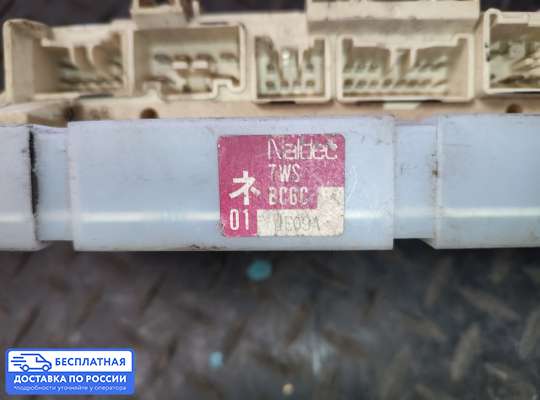 Блок предохранителей на Mazda 323 (BA) 323C/ 323F/ 323S/ 323P