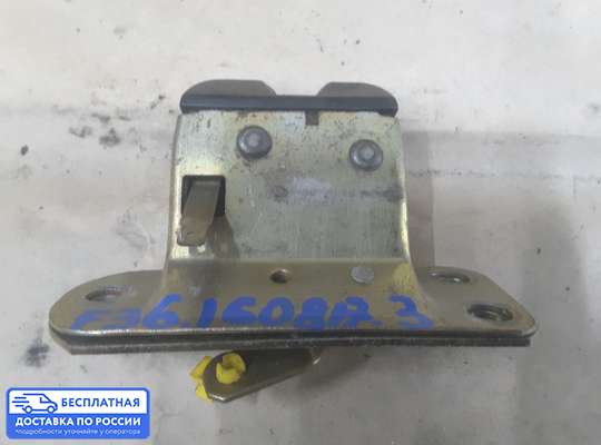 Замок багажника на Mitsubishi Carisma