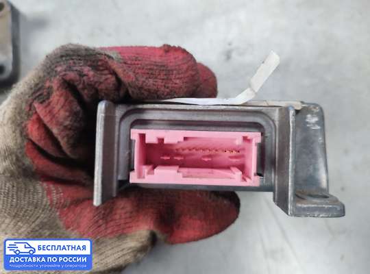 ЭБУ AIRBAG (электронный блок управления подушками безопасности) на Opel Omega B