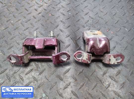Петля двери на Nissan Murano II (Z51)