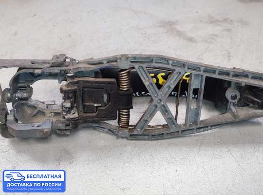 Ручка двери наружная на Volkswagen Touran I (1T)