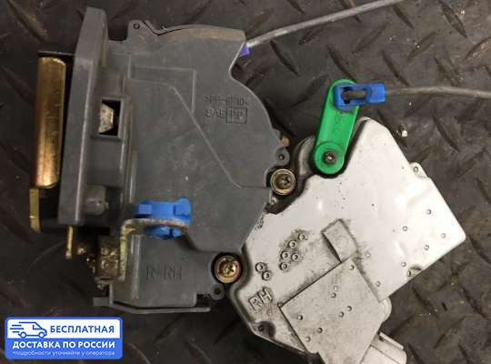 Замок боковой двери на Nissan X-Trail I (T30)