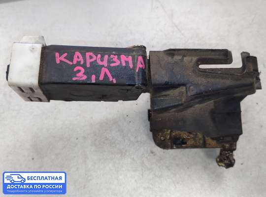 Замок боковой двери на Mitsubishi Carisma