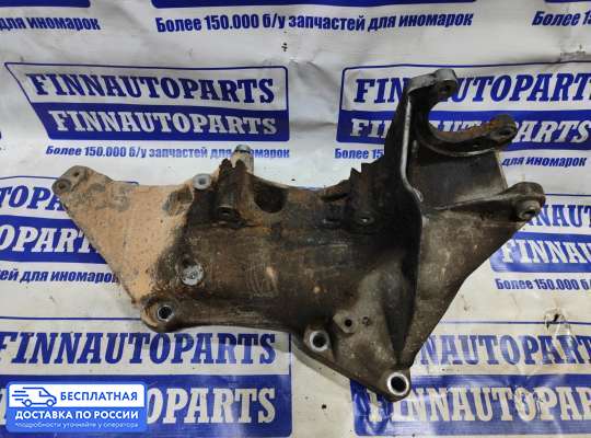 Кронштейн прочее на Renault Laguna II