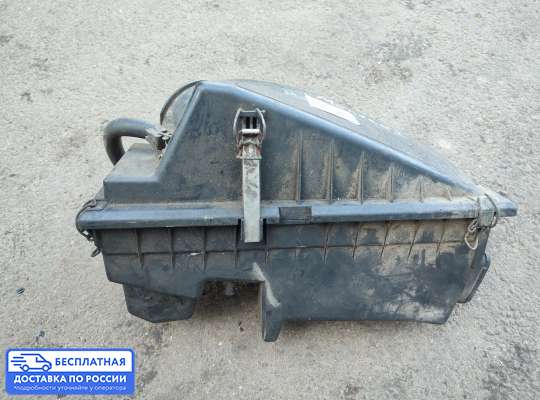 Корпус воздушного фильтра на Ford Mondeo I