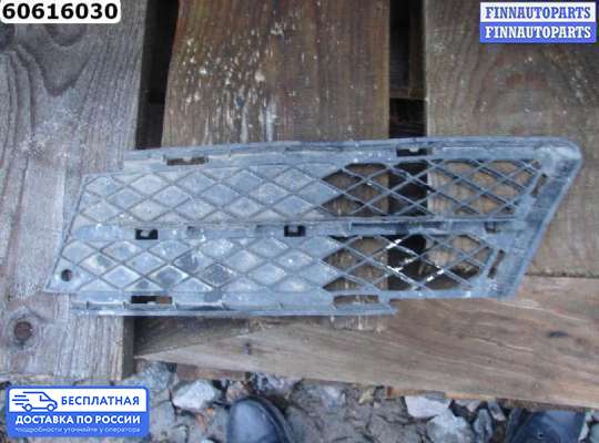 Решетка (заглушка) бампера на BMW 3 (E90/E91/E92/E93)