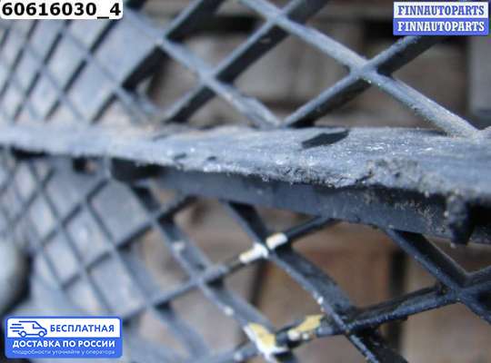 Решетка (заглушка) бампера на BMW 3 (E90/E91/E92/E93)