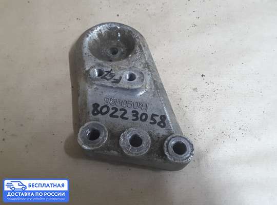 Кронштейн ДВС (лапа) на Chevrolet Rezzo