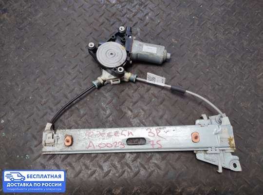 Стеклоподъемник электрический на Mazda Tribute I