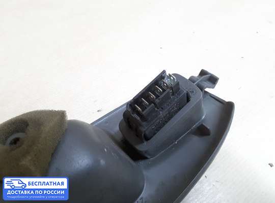 Кнопки стеклоподьемника на Renault Scenic I