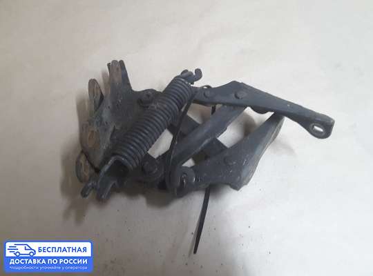 Петля капота на SsangYong Musso