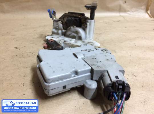 Замок боковой двери на Nissan Almera II N16